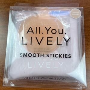 NWT Lively Stickie Silicone Nipple Covers Toasted Almond Smooth Reusable